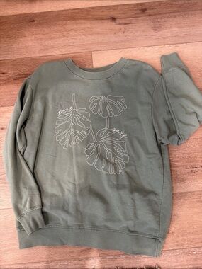 Unbranded Olive Green Crewneck Sweatshirt with Leaf Line Art